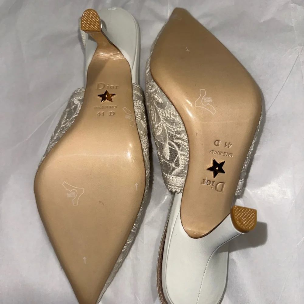 Dior Cream Lace Pointed Slingback Pumps with Bow - Picture 3 of 5